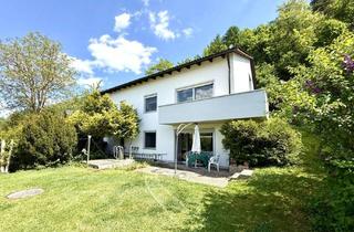 Haus kaufen in 93186 Pettendorf, Wohnen mit Weitblick – Stilvolles Zuhause mit Herz, Gartenidylle und traumhafter Aussicht!