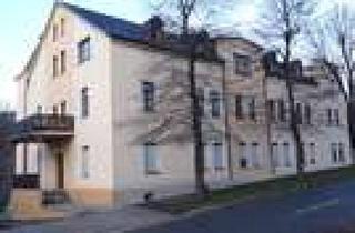 Mehrfamilienhaus kaufen in Greizer Str., 07985 Elsterberg, Mehrfamilienhaus Kaltmiete € 50.000 in Elsterberg mit 10 Wohnungen (820 qm) und 1 Büro (140 qm)