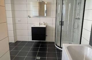 Haus mieten in 66976 Rodalben, Einfamilienhaus in Rodalben: 4 Zimmer, Küche, 2 Bäder, kleiner Garten mit Hof