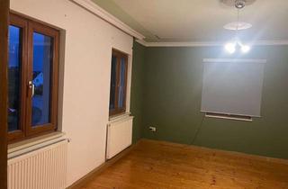 Bauernhaus mieten in Bergstr., 91735 Muhr, Geräumiges 9-Zimmer-Bauernhaus mit 2 Nebengebäuden und großem Garten