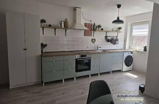 Wohnung mieten in Lange Straße 62, 06780 Zörbig, Attraktive 3 Raumwohnung im Zentrum mit EBK und 2 Balkone, Stellplatz
