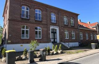 Wohnung mieten in Lütjenburger Straße, 23758 Wangels, Geschmackvolle, sanierte 4-Zimmer-Wohnung mit Garten in Wangels