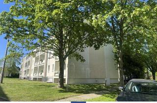 Wohnung mieten in 01738 Dorfhain, Herrliche Wohnung mit großem Balkon, Tageslichtbad mit Wanne und separater Küche!
