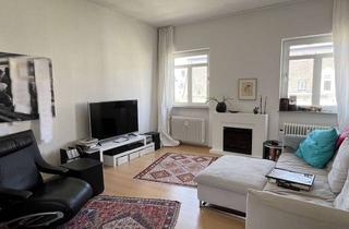 Wohnung mieten in 34119 West, Wohnen in Bestlage direkt am Bebelplatz in dieser schönen 2 ZKB Altbauwohnung inkl. EBK