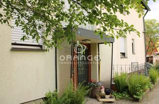 Haus kaufen in 92353 Postbauer-Heng, :***Naturnaher Traum für die große Familie. MFH mit drei Wohnungen zur Eigennutzung und/oder. Nebeng