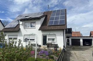 Haus kaufen in 87754 Kammlach, Zweifamilienhaus mit großem Grundstück, Doppelgarage und PV-Anlage