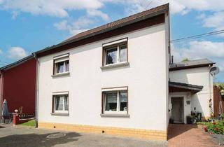 Haus kaufen in 53577 Neustadt, Ruhiges Wohnen – Viel Platz für Ihre Wohnideen in Neustadt (Wied)