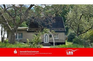 Haus kaufen in 23936 Grevesmühlen, Haus mit Potenzial in Waldrandlage
