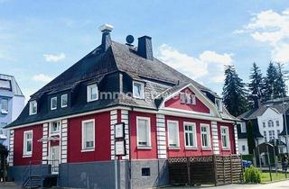 Villa kaufen in 95028 Hof, Tradition trifft Potenzial – historische Stadtvilla mit einem tollen Restaurant in Hof an der Saale