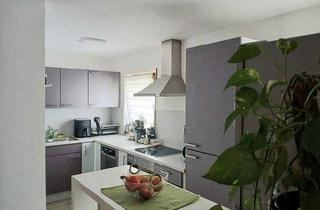 Wohnung kaufen in 71336 Waiblingen, Waiblingen Hohenacker - 2-Zimmer-Gartengeschosswohnung mit PKW-Stellplatz im Freien!