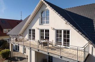Wohnung kaufen in 18119 Seebad Warnemünde, VIDEO: WOW-Faktor 2 Zimmer Wohnung mit riesiger Süd-Terrasse + 150 m zum Strand + Stellplatz