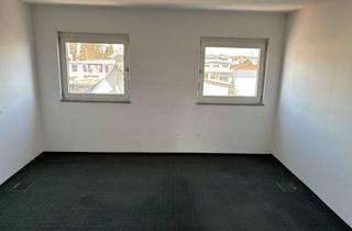 Wohnung mieten in Ludwig-Erhard-Str. 16a, 61440 Oberursel, 5 Zimmer Wohngemeinschaft mit gehobener Innenausstattung in Oberursel