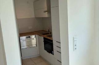 Wohnung mieten in 95100 Selb, Freundliche 2-Zimmer-Wohnung mit gehobener Innenausstattung mit Balkon und Einbauküche in Selb