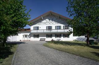 Einfamilienhaus kaufen in 94439 Roßbach, Repräsentatives Einfamilienhaus mit Einliegerwohnung und Naturbezug