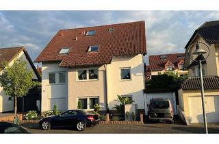 Einfamilienhaus kaufen in Am Schlehdorn, 53343 Wachtberg, Repräsentatives Einfamilienhaus mit Einliegerwohnung in bester Wohnlage in 53343 Wachtberg-Berkum