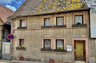Bauernhaus kaufen in Hauptstraße 71, 63931 Kirchzell, Bauernhaus mit Backsteinfassade, Scheune, Garten und idyllischem Innenhof