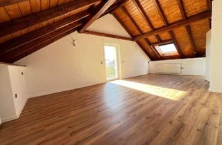 Wohnung mieten in 86462 Langweid, Erstbezug nach Sanierung mit Balkon: Geschmackvolle 3-Raum-DG-Wohnung mit sehr viel Flair