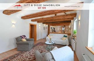 Haus kaufen in 76473 Iffezheim, Liebevoll saniertes Fachwerkhaus mit 3 Pferdeboxen in Iffezheim