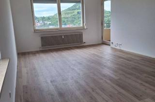 Wohnung mieten in 72800 Eningen, Schwellenfreie, frisch renovierte 4-Zimmer-Wohnung mit Weitblick über Eningen und zur Achalm