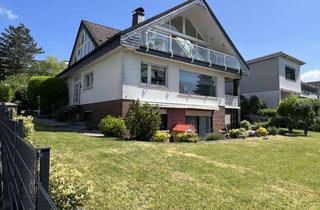 Mehrfamilienhaus kaufen in Stettiner Ring 34, 61381 Friedrichsdorf, Lichtdurchflutetes großes Ein-/Mehrfamilienhaus mit viel Potential in Friedrichsdorf Bottigtal
