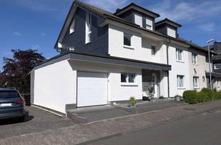 Haus kaufen in Jahnstraße 21, 57462 Olpe, Wohnen in Toplage von Olpe - renoviert & einzugsbereit