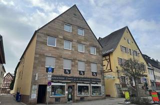 Anlageobjekt in Unterer Markt, 90518 Altdorf, Lage-Lage-Lage- 100 % VERMIETUNGSSTAND - Wohn und Geschäftshaus im Zentrum von Altdorf