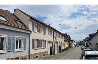 Einfamilienhaus kaufen in 79241 Ihringen, Ihringen - Einfamilienhaus mit Potenzial in Ihringen