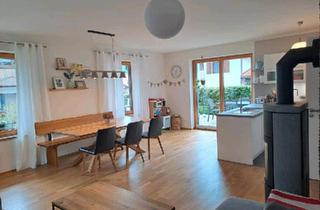 Wohnung kaufen in 83242 Reit im Winkl, Reit im Winkl - Geschmackvolle 5-Raum-EG-Wohnung mit Hauscharakter