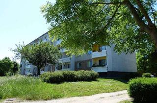 Wohnung mieten in 06466 Gatersleben, Schöne 3-Raum-Wohnung mit Balkon und Einbauküche im1. OG!