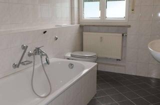 Wohnung mieten in 84048 Mainburg, Nur 3 Wohneinheiten! Helle 3-Zimmerwohnung mit Einbauküche & Balkon!