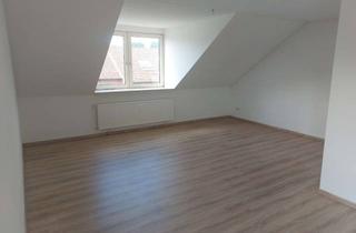 Wohnung mieten in Mecklenburger Straße 79, 23909 Ratzeburg, modernisierte 2-Zi.-DG-Wohnung (ca. 62,45 m²) mit neuer Einbauküche in der Ratzeburger Vorstadt frei