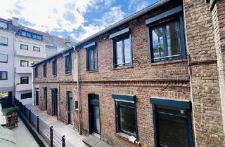 Lofts mieten in Bahnhofstraße, 56068 Mitte, Modernes Loft-Ambiente auf zwei Ebenen – Stilvolle Maisonettewohnung im sanierten Backsteingebäude