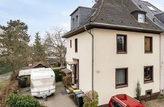 Doppelhaushälfte kaufen in 51109 Brück, Doppelhaushälfte mit Balkon, Terrasse, Garten und drei Stellplätzen