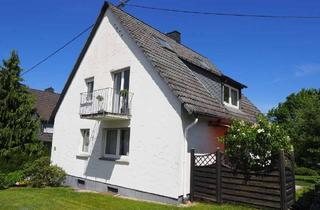 Haus kaufen in 56244 Helferskirchen, Ansprechendes Ein-/Zweifamilienhaus mit schönem Grundstück