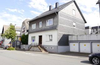 Haus kaufen in Strackestraße 14, 59929 Brilon, Platz für die ganze Familie! Großzügiges Haus in Brilon- Stadt!