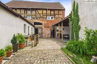 Mehrfamilienhaus kaufen in Hauptstraße 20, 63762 Großostheim, Mehrfamilienhaus mit zusätzlichem Scheunenausbau – Ideal für Investoren & Visionäre