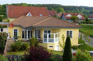 Haus kaufen in 66620 Nonnweiler, Mediterraner Bungalow in ruhiger Lage mit toller Aussicht
