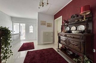 Haus kaufen in 67714 Waldfischbach-Burgalben, Von Privat: Gepflegtes Zweifamilienhaus mit großzügigem Garten und Panoramablick – zentral und ruhig
