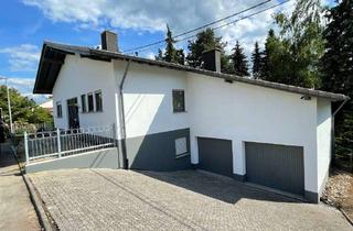 Einfamilienhaus kaufen in Im Rott, 53547 Hümmerich, Einfamilienhaus mit Einliegerwohnung und 2 Garagen, Provisionsfrei