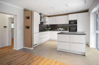 Wohnung kaufen in 69488 Birkenau, Fast wie ein Haus im Haus: Exklusive EG-Wohnung mit eigenem Eingang, Terrasse & Designküche!