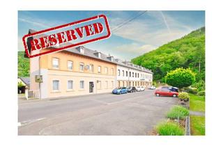 Wohnung kaufen in 56112 Lahnstein, Geräumige Dachgeschosswohnung in zentraler Wohnlage in Lahnstein-Friedrichssegen