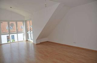 Wohnung kaufen in 15831 Blankenfelde-Mahlow, Dachgeschoss 2-Zimmer-Wohnung als Kapitalanlage * zentral und im Grünen