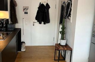 Wohnung kaufen in 73760 Ostfildern, Möblierte, neuwertige 2-Zimmer-Whg mit gehobener Ausstattung und Einbauküche in Ostfildern-Kemnat
