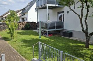 Wohnung mieten in Perbaler Weg, 35083 Wetter, Sanierte 4-Zimmer-Wohnung mit Balkon, Garage, Garten in Wetter