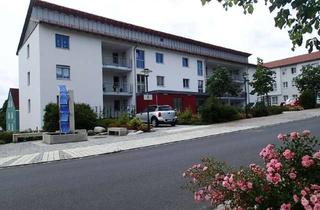 Wohnung mieten in Jahnstraße, 92681 Erbendorf, Erbendorf . 2-Zimmer-Senioren-Wohnung mit Balkon und Servicevertrag