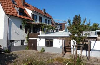 Doppelhaushälfte kaufen in 76829 Landau, Großzügige Doppelhaushälfte mit Einliegerwohnung in ruhiger beliebter Lage.