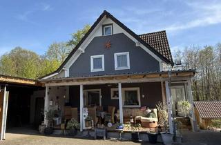 Einfamilienhaus kaufen in 95466 Weidenberg, Einfamilienhaus mit zwei Einliegerwohnungen