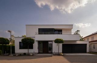 Haus mieten in 47803 Inrath/Kliedbruch, Aussergewöhnliche Bauhausvilla mit Außenpool und Basketballplatz nahe Düsseldorf mit 400 qm Fläche