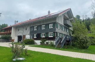 Bauernhaus kaufen in 88167 Grünenbach, Grünenbach - Traumhaft saniertes 3-FH in Grünenbach - perfekt für Ferien- & Dauervermietung
