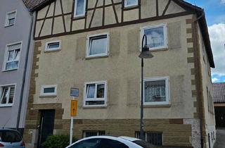 Mehrfamilienhaus kaufen in 71229 Leonberg, Leonberg - Mehrfamilienhaus mit Scheune. Provisionsfrei!